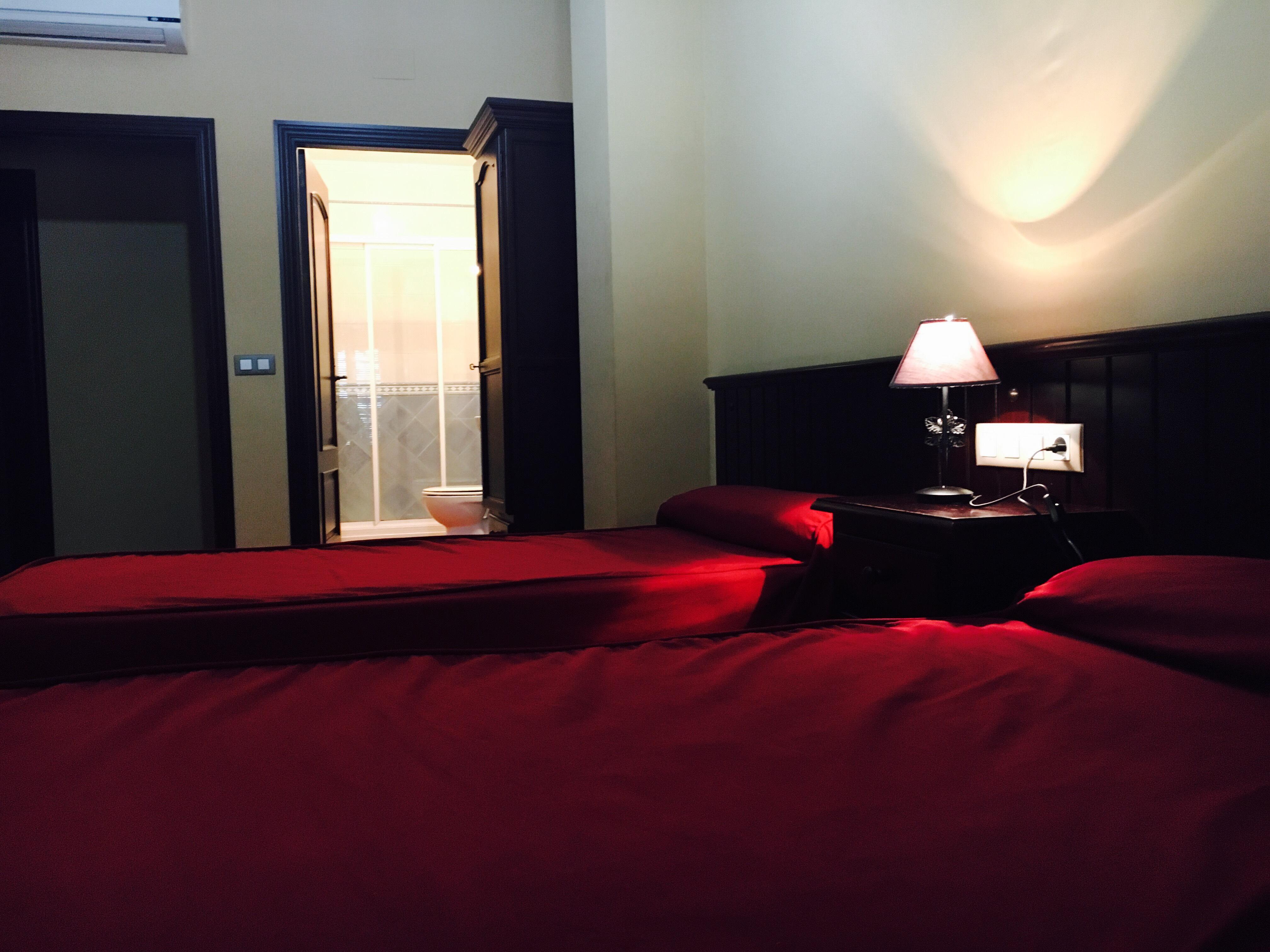 Hostal Pechi Huevar Del Aljarafe ภายนอก รูปภาพ