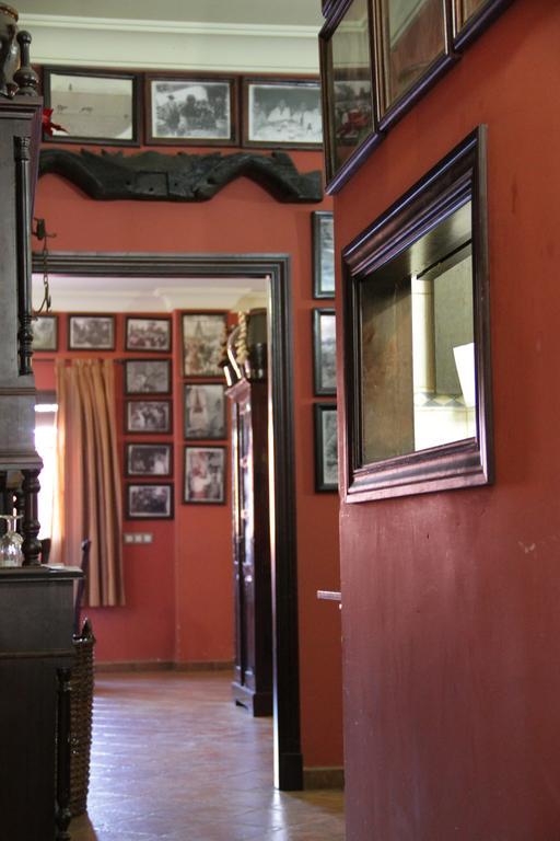 Hostal Pechi Huevar Del Aljarafe ภายนอก รูปภาพ